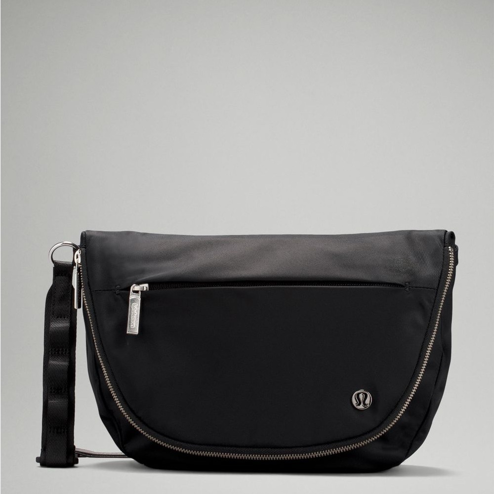 Lululemon All Night Festival Bag